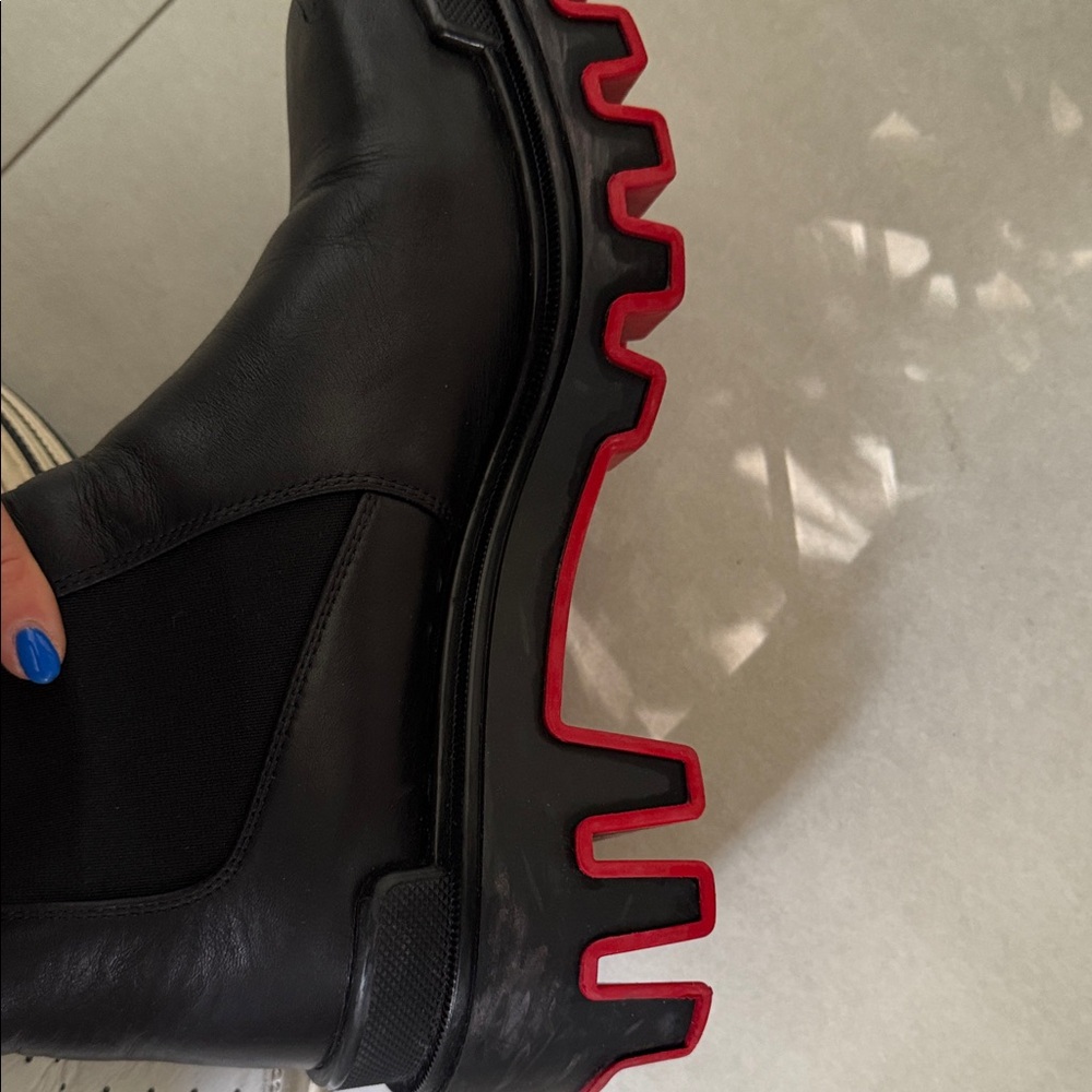 Christian Louboutin dune woman’s Booties - Picture 9 of 12